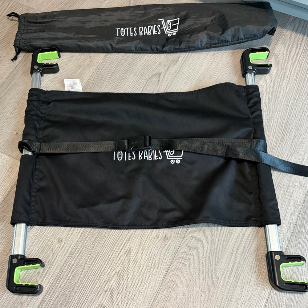 Totes Babies Car Seat Carrier for shopping cart